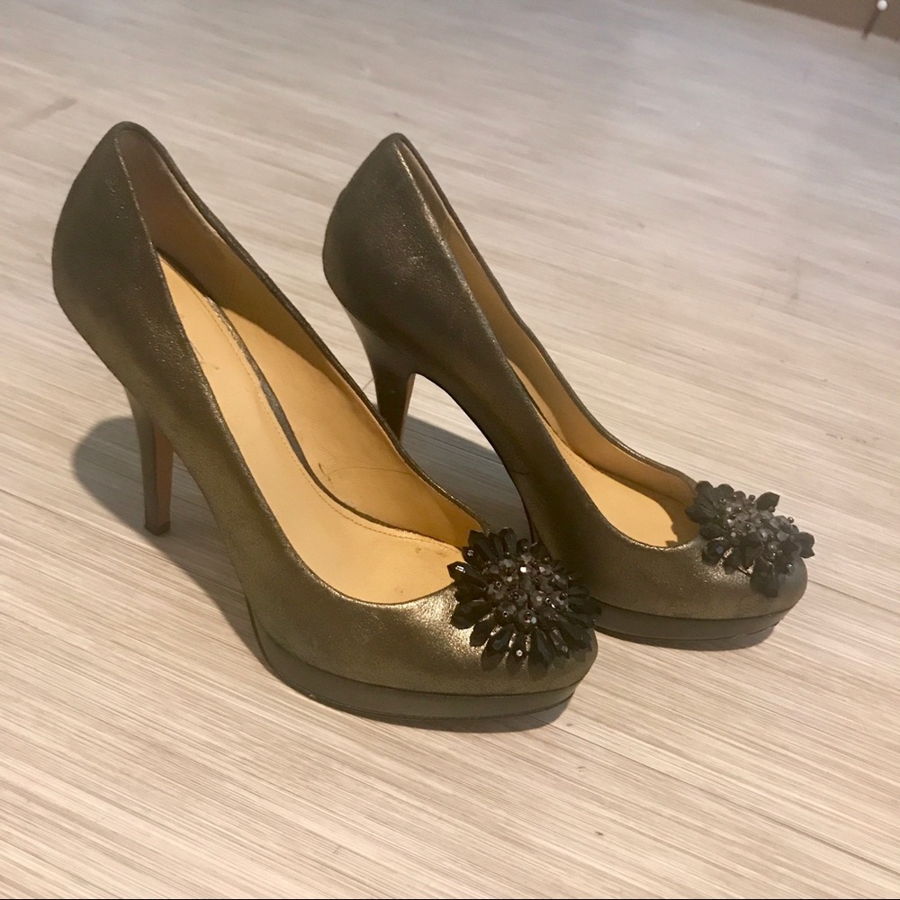 Coach Silver Heels 10 EUC